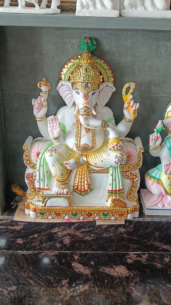 Lord Ganesha Statue (Style 1)