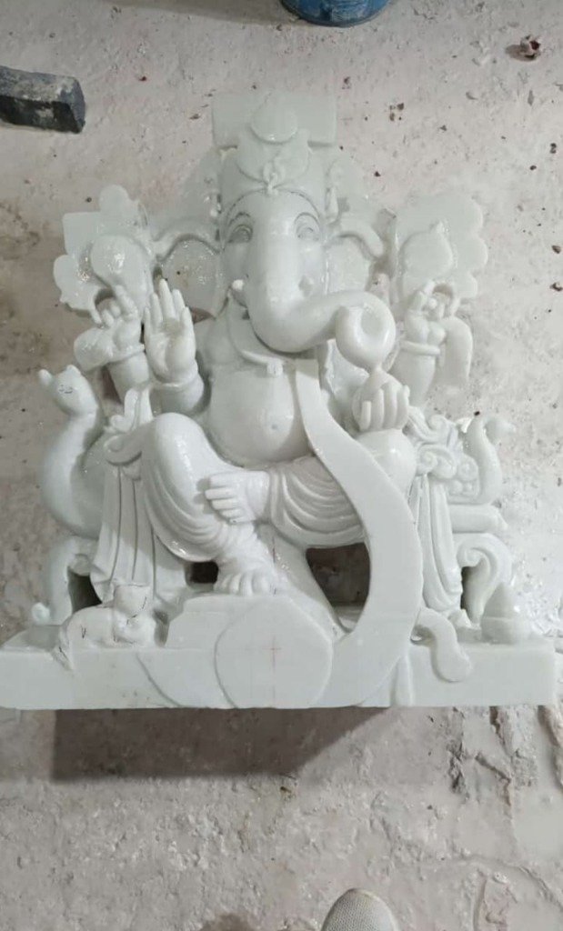 Lord Ganesha Statue (Style 2)