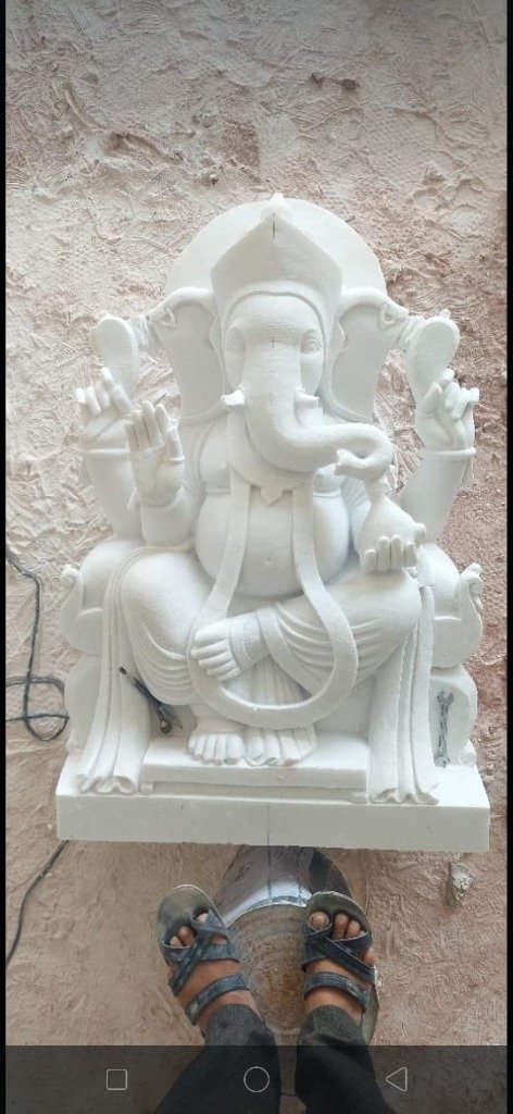 Lord Ganesha Statue (Style 4)