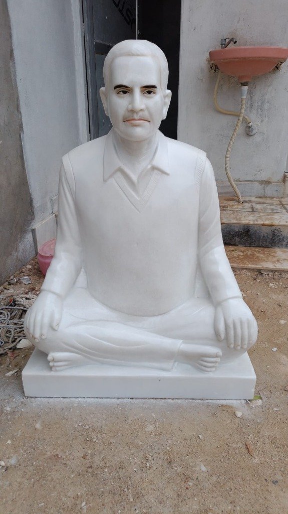 Human Figure Sculpture (Style 4)