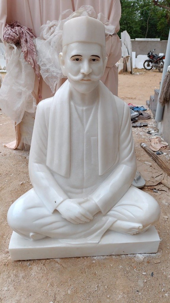 Human Figure Sculpture (Style 5)